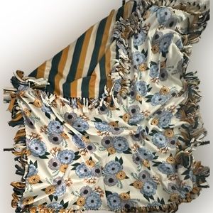 Flowers & Stripes - No Sew Fleece Blanket Handmade Knotted Blanket